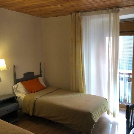Hostal Di Verena Puigcerdà Eksteriør billede