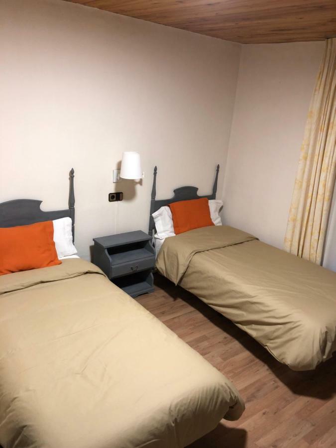 Hostal Di Verena Puigcerdà Eksteriør billede