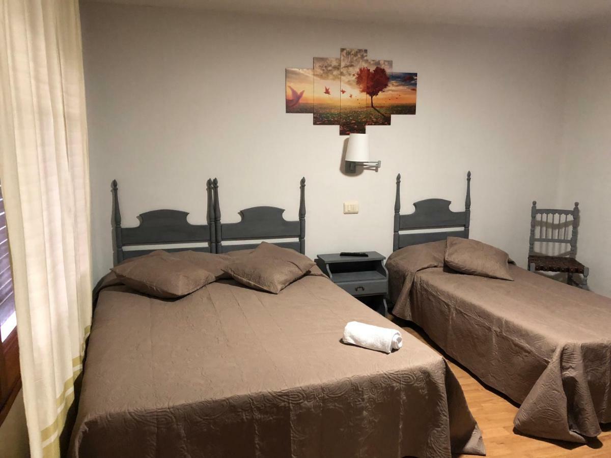Hostal Di Verena Puigcerdà Eksteriør billede